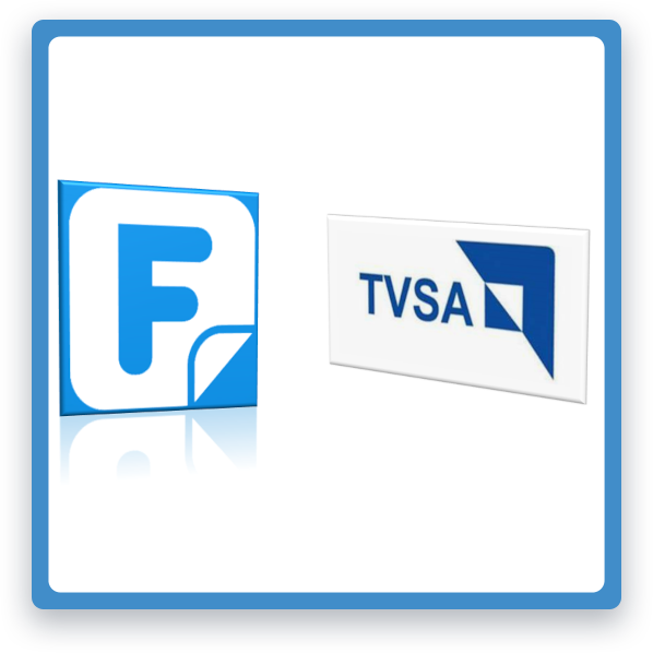 Ova ilustracija prikazuje logotipe FTV (Federalne televizije) i TVSA (Televizije Sarajevo) na bijeloj pozadini. FTV logo sadrži svijetloplavo slovo F podebljanim slovima s bijelom pozadinom i svijetloplavim uglovima. Logotip TVSA sadrži slova TVSA u tamno plavoj boji i bijeloj pozadini sa stiliziranom televizijskom antenom u pozadini. FTV i TVSA su televizijske mreže sa sjedištem u Bosni i Hercegovini koje pružaju vijesti, zabavni i obrazovni program publici u regionu.